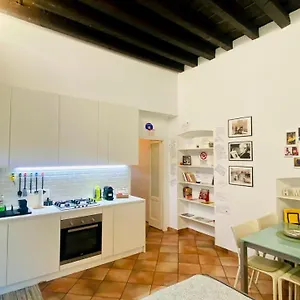 sweet-apartment-milano-navigli.italymilanhotels.net/