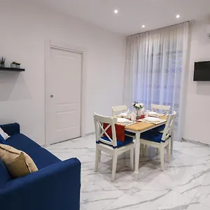 rosaroll-57.hotels-amalfi.com/